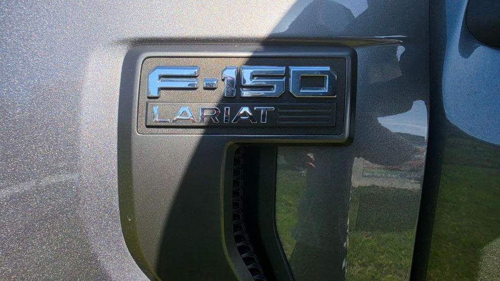 2021 Ford F-150 Lariat - Photo 17