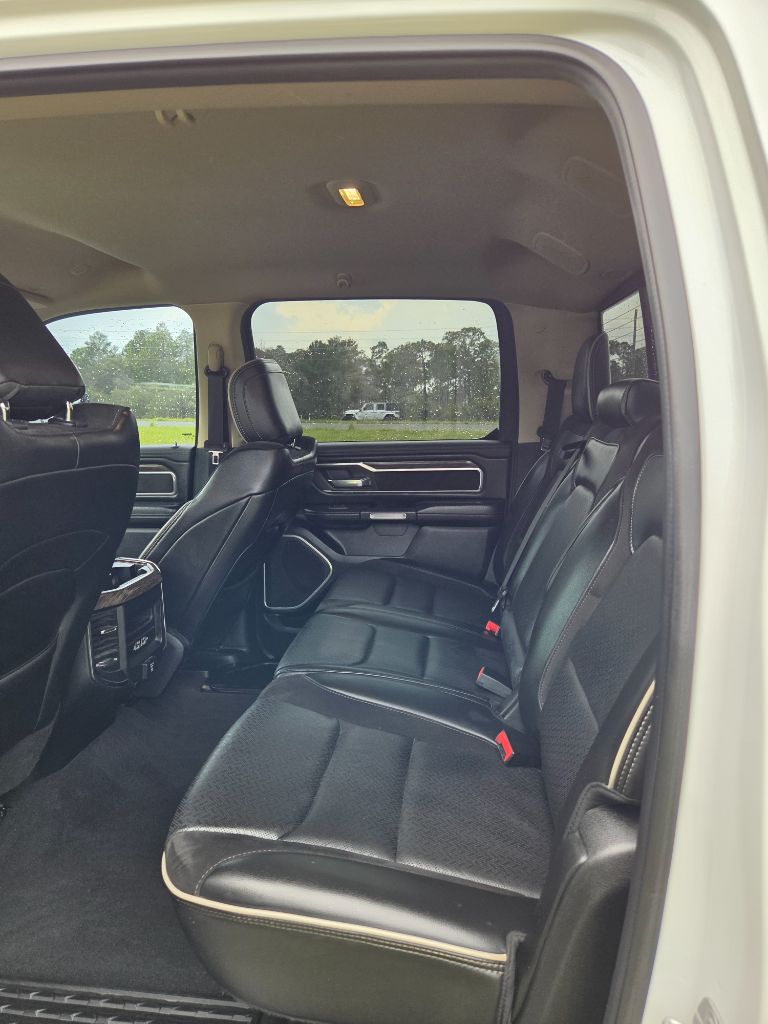 2019 RAM Ram 1500 Pickup Laramie - Photo 9